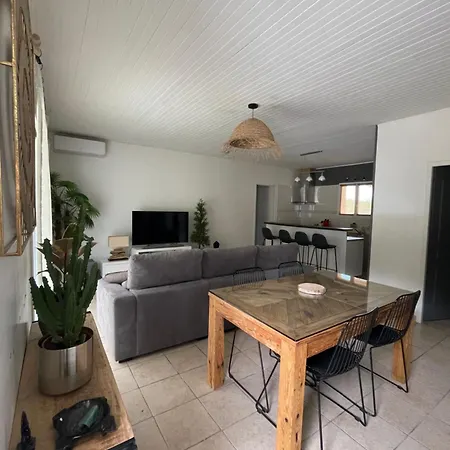 Agreable Maison De *