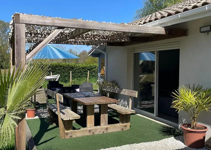 Hébergement de vacances Maison De *